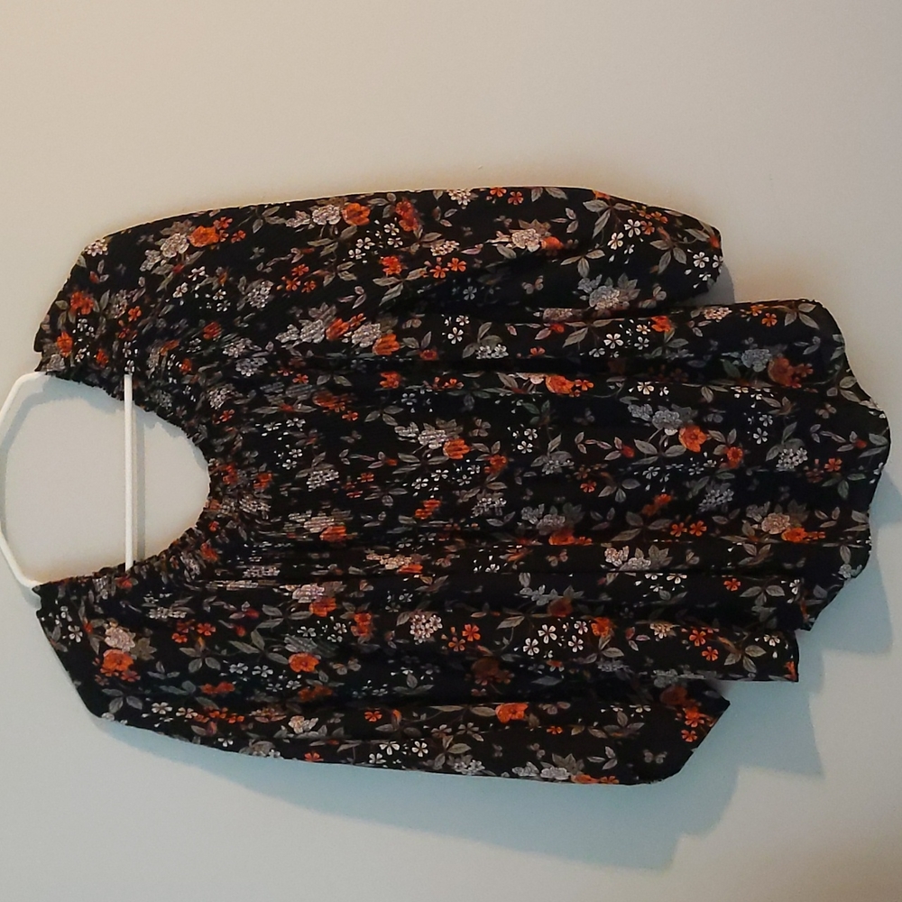 Max Studio Floral blouse L